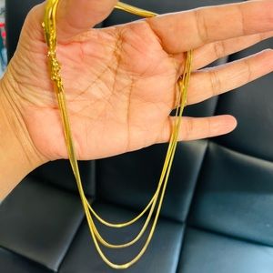 18k Gold Plated Tarnish Free layer Necklace.
